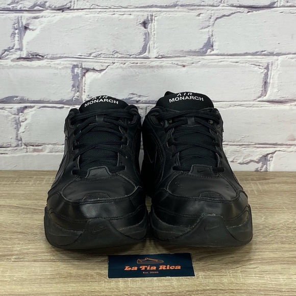 Nike Air Monarch IV Black Training Shoes Extra Wide - Picture 2 of 8